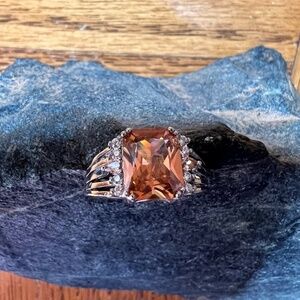 Light Amber Square Cut Stone 925 Sterling Ring NWOT 🎉Host Pick🎉